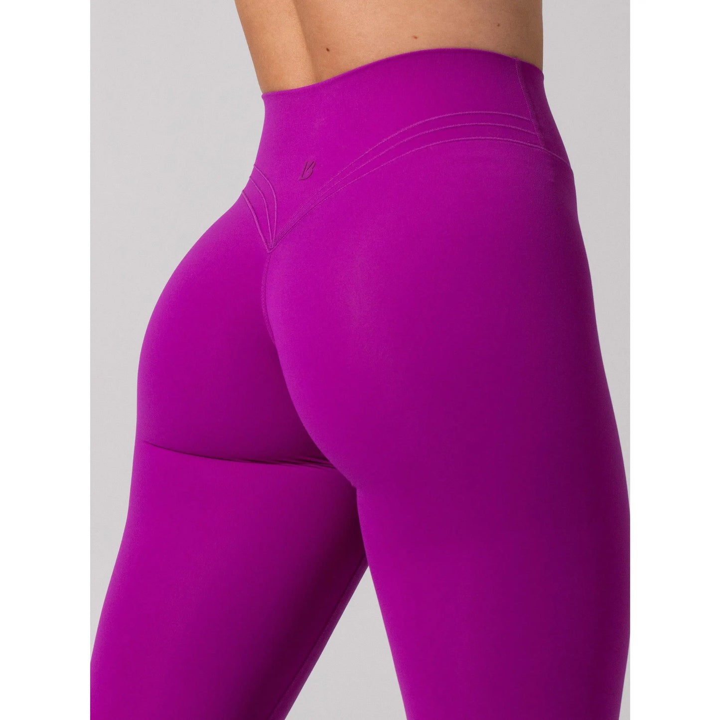 Micro Legacy Legging in Grape Juice