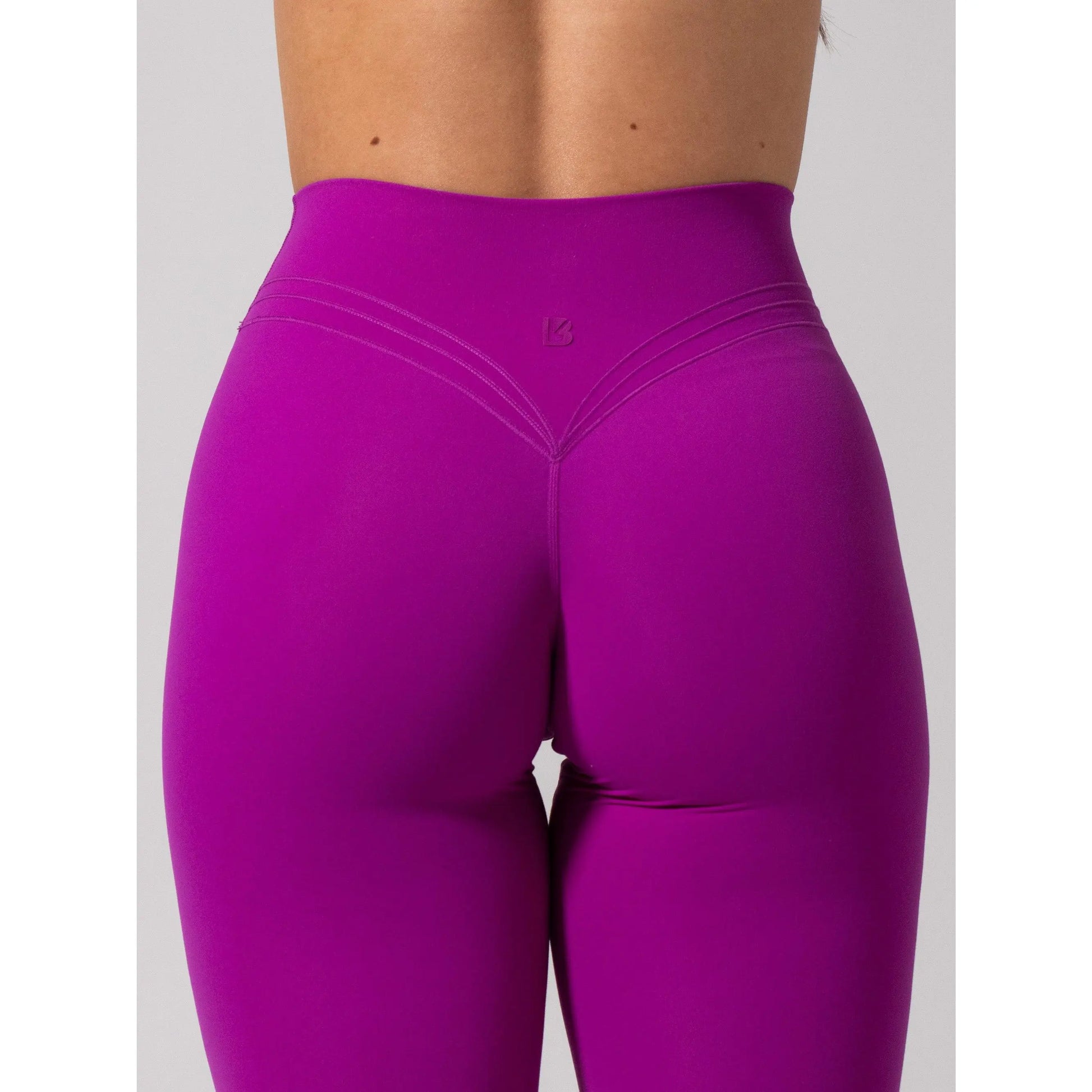 Micro Legacy Legging in Grape Juice